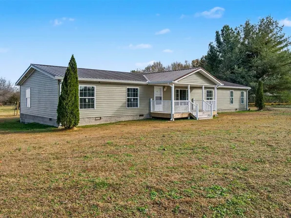 1834 Oak Grove Church Rd, Adolphus, KY 42120