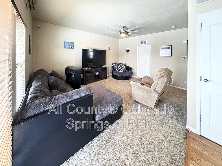6360 Tranters Creek Way — Photo 11