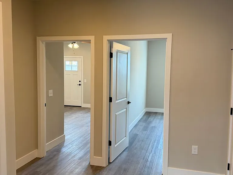 Salem Run Apartments Phase 2 — Photo 131