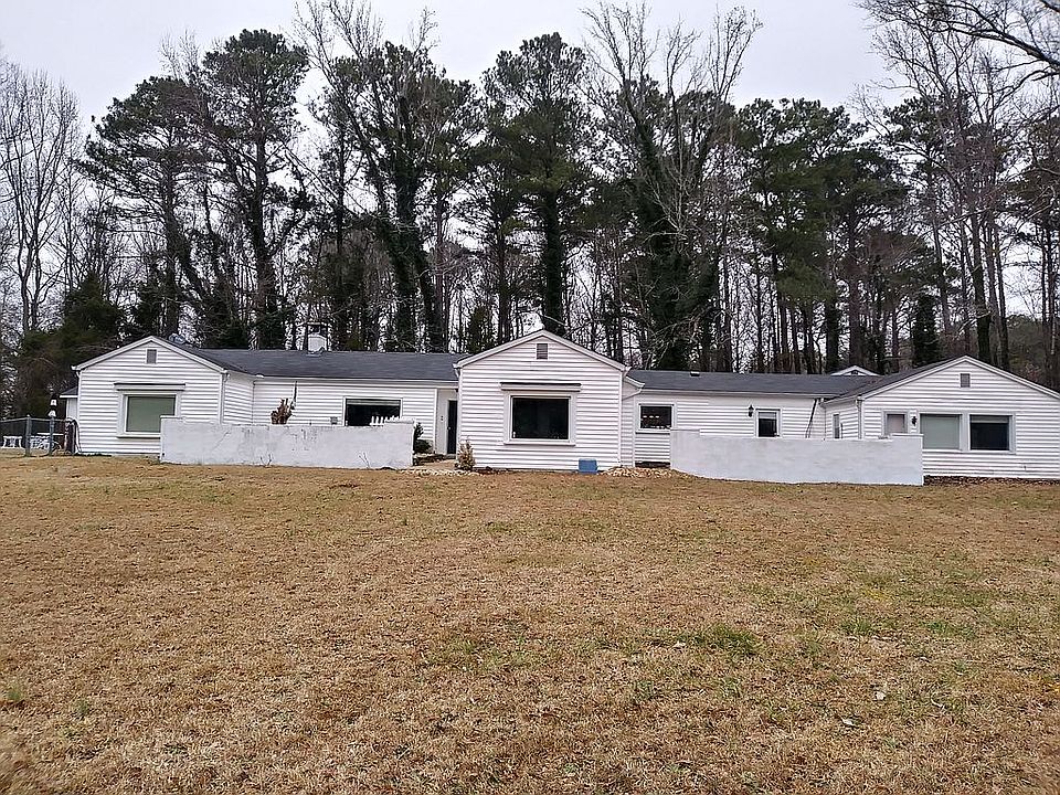 1st image of 316 Myra Pl NE