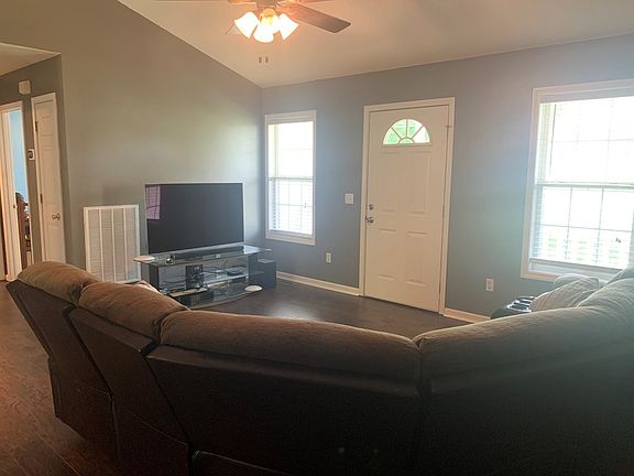 3rd image of 3768 Brookwood Dr