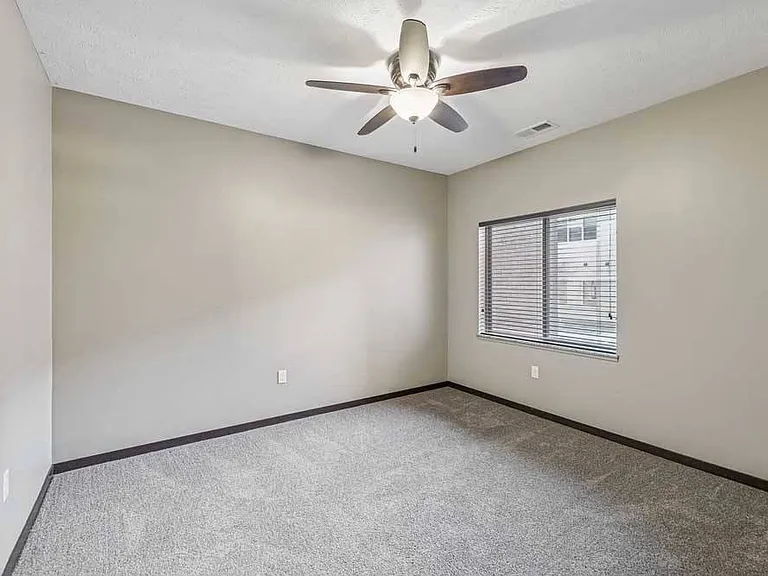North Pointe Villas — Photo 303