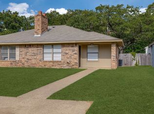 2538 Windy Pine Ln, Arlington, TX 76015