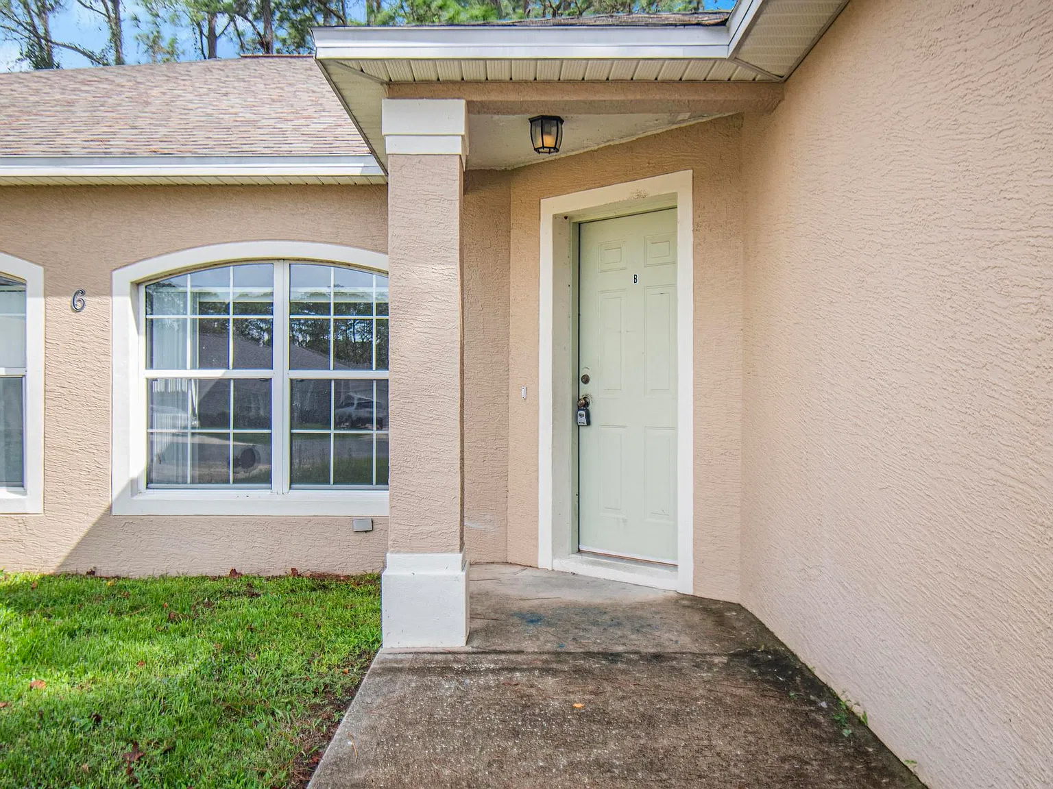 3 bed, 1140 sqft, $1,450 — Photo 3