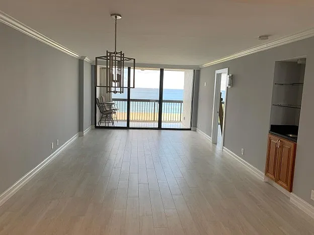 2 bed, 1250 sqft, $3,450 — Photo 3