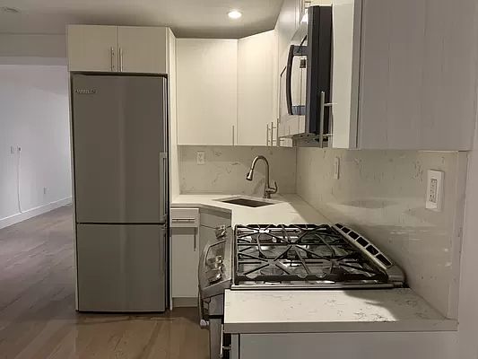 1st image of 330 E 63rd St APT 2E