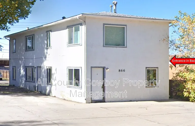 866 N 5th St #1 — Photo 2