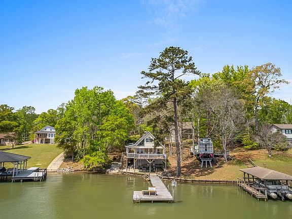 4th image of 188 Jackson Rd