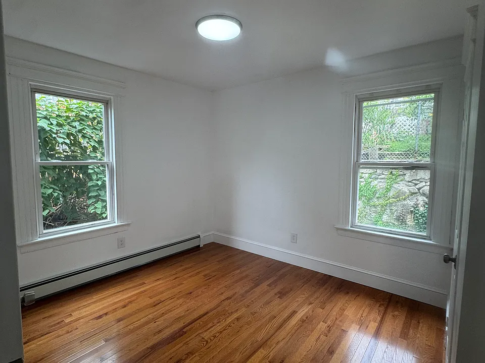 20 Coe St