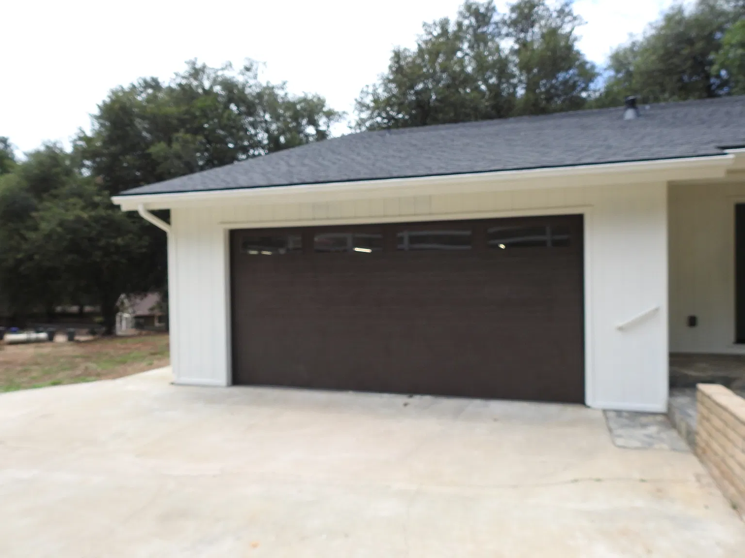 3 bed, 2198 sqft, $5,100 — Photo 2