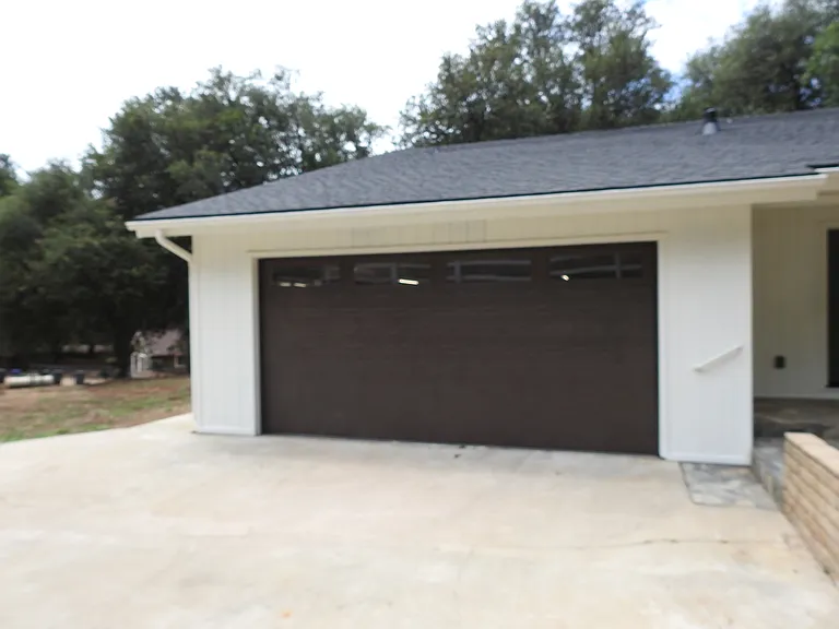 5041 Pine Ridge Ave — Photo 2