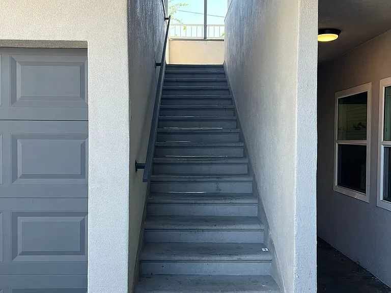 6304 King Ave — Photo 5