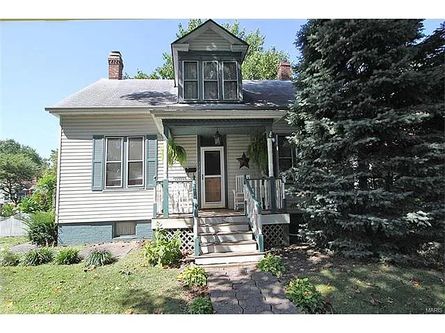 714 Cypress St photo 1