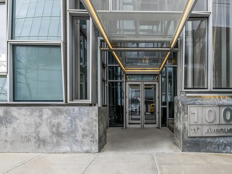 100 11th Ave #7D — Photo 11