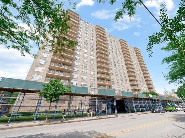 41-40 Union Street #8V, Flushing, NY 11355