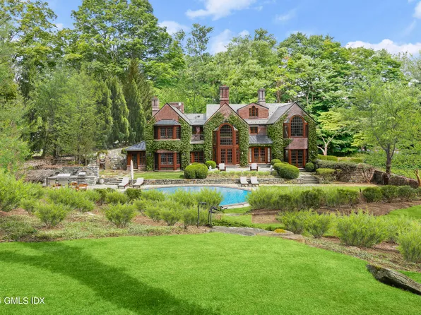 100 Husted Ln, Greenwich, CT 06830