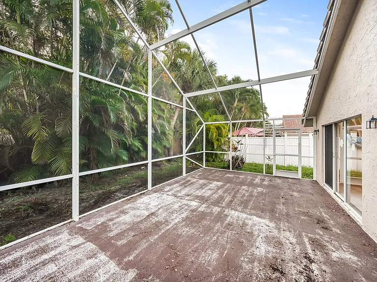 23410 Serene Meadow Dr S — Photo 15