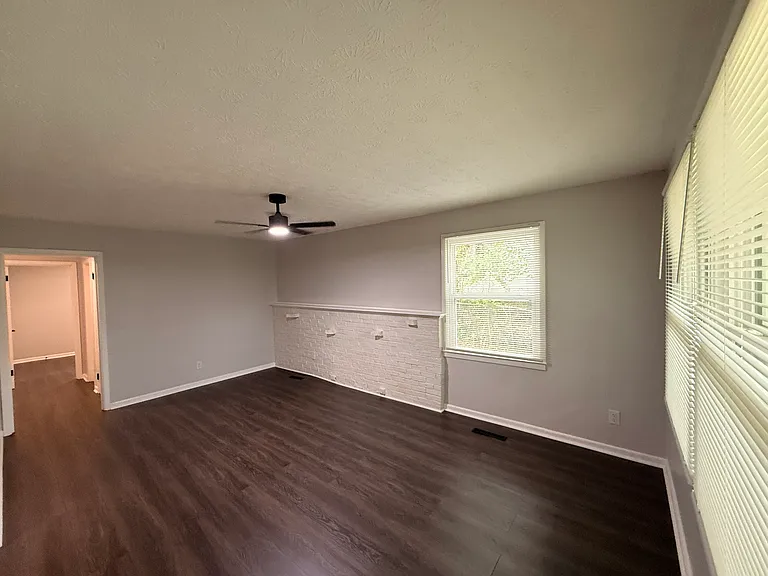 358 Volena Pl — Photo 5