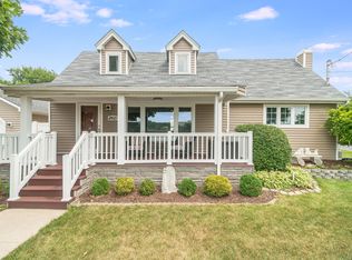 8621 Natchez Ave, Burbank, IL