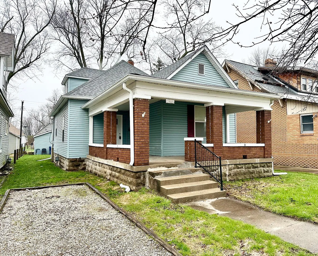 Beautifully Renovated 3-Bedroom Home Near 12 Points! — Photo 1