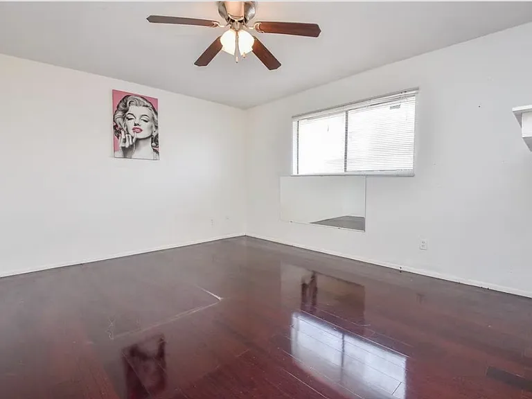 8405 Wilcrest Dr #2700 — Photo 11