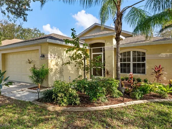 17982 Oakmont Ridge Cir, Fort Myers, FL 33967