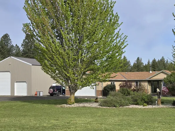 27601 N Scotts Ridge Ln, Chattaroy, WA 99003