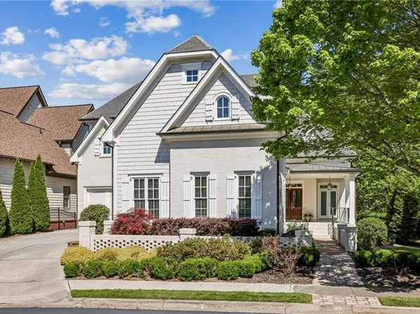 5206 Creek Walk Cir, Peachtree Corners, GA 30092