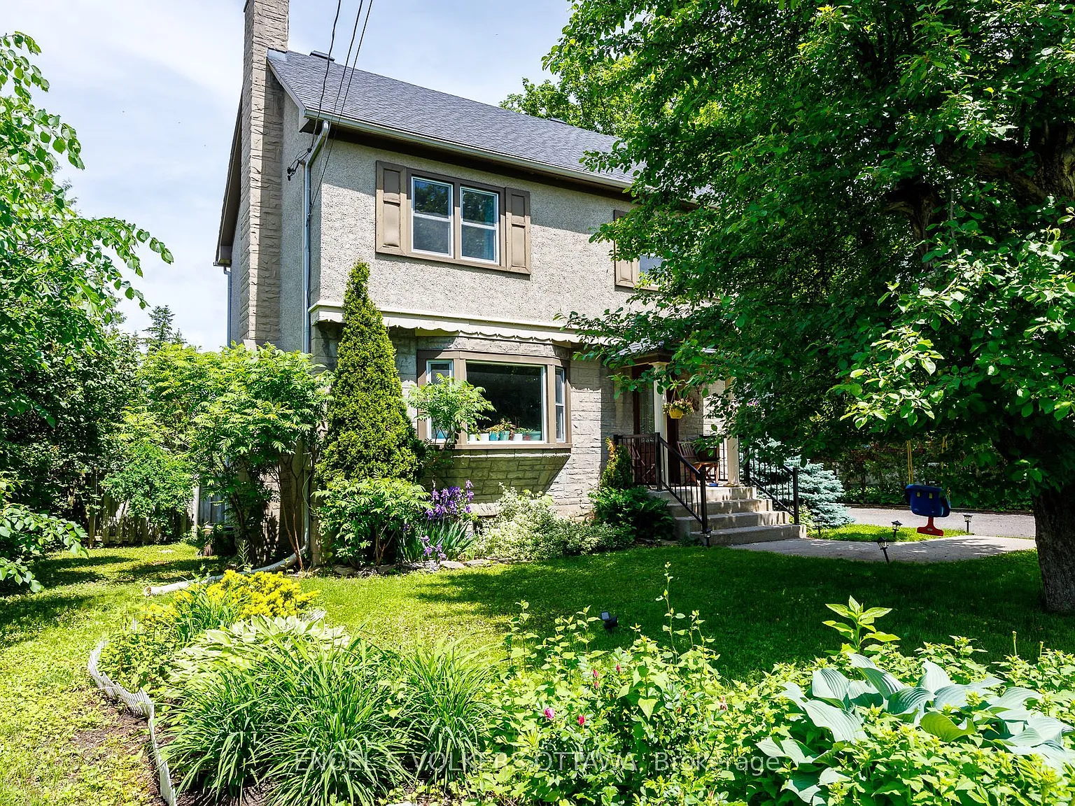3 bed, $3,900 — Photo 3