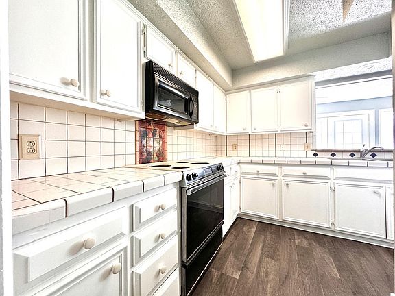 5th image of 5763 38th St
