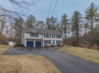 7105 Harvest Rd, Loudon, NH 03307