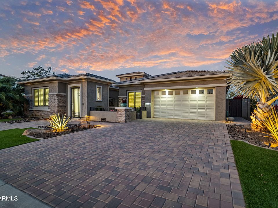1st image of 16480 W CATALINA Drive