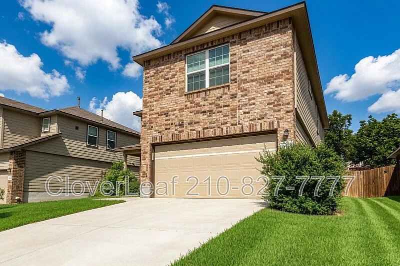 3 bed, 2.5 bath, 2240 sqft, $1,750 — Photo 2