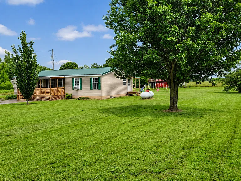 1316 Hopkins Rd — Photo 14