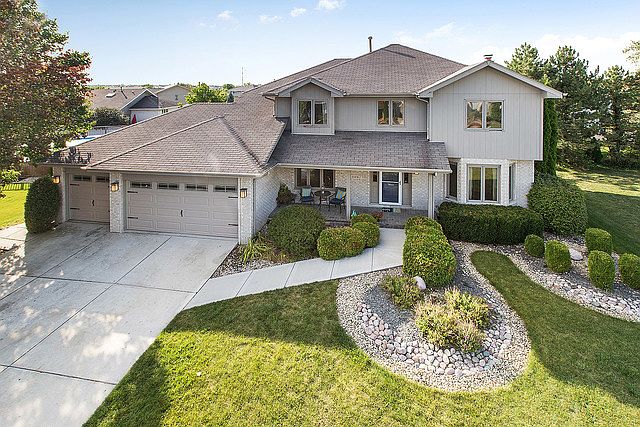 1st image of 19406 Glenbrook Ln