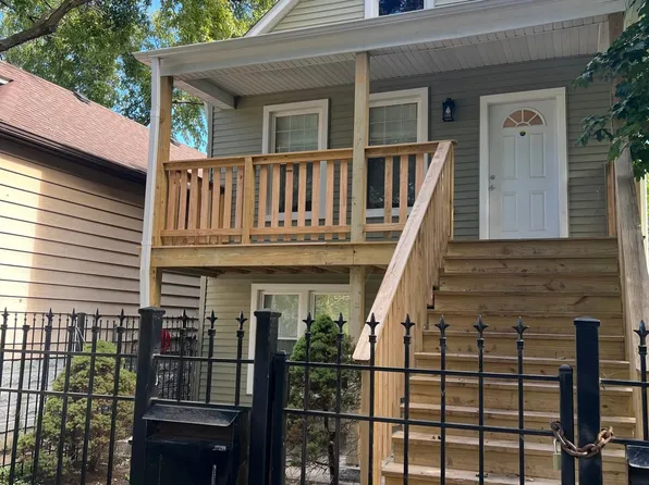 8447 S Escanaba Ave SE #2, Chicago, IL 60617