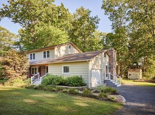 302 Loudville Rd, Easthampton, MA 01027