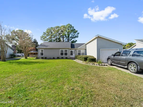 2461 Saddleridge Drive, Midway Park, NC 28544