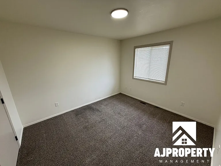 2809 E Bragstad Dr — Photo 15