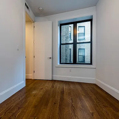 Rented by Nooklyn NYC LLC | media 26