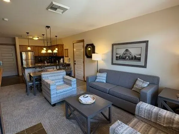 150 Morning Star Dr #290, Kellogg, ID 83837