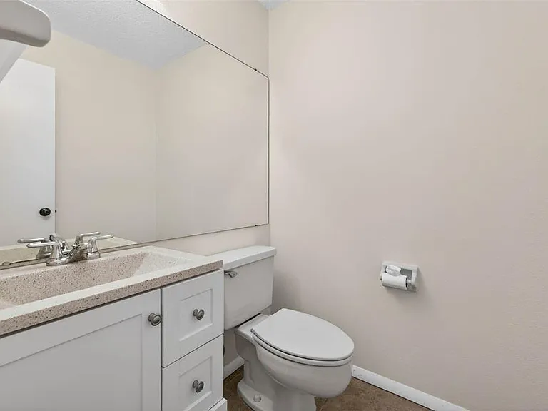 4843 Napoli Ct NE — Photo 12