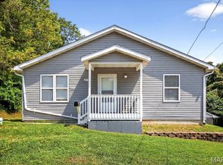 221 Allen St, Alton, IL 62002