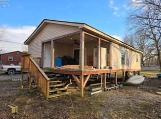 9641 Willow Ln, Huron, OH 44839