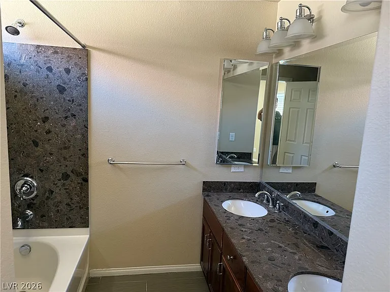 6083 Crown Palms Ave — Photo 21
