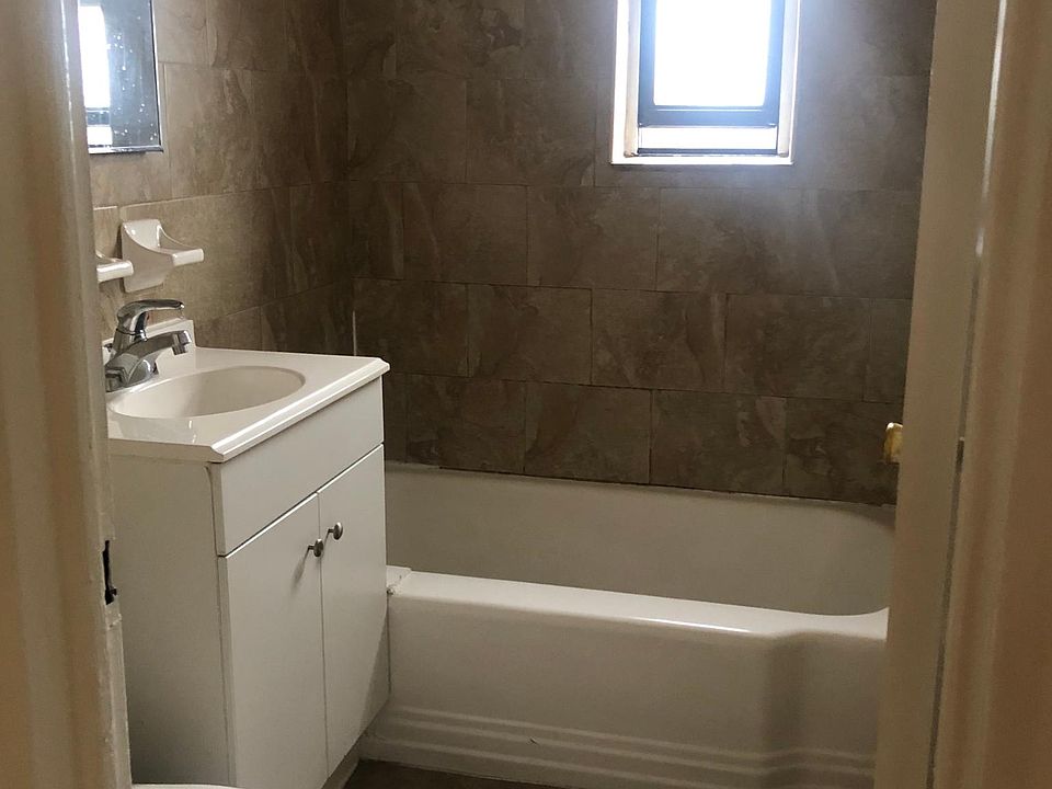 1st image of 7916 147th St #D8