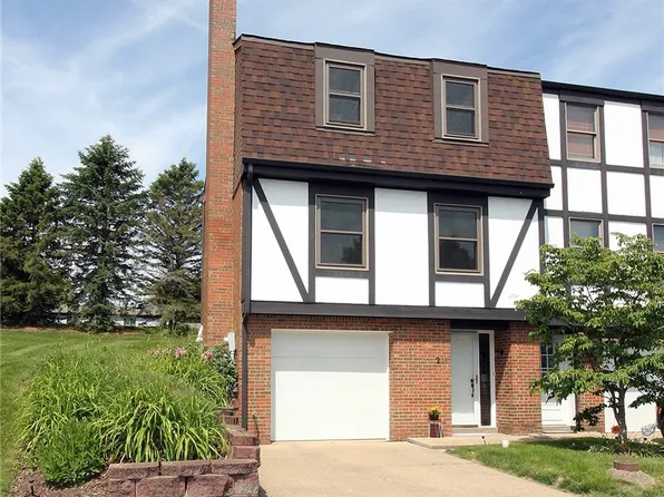 211 Greenwood Dr, Canonsburg, PA 15317