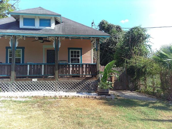 1006 Marguerite St