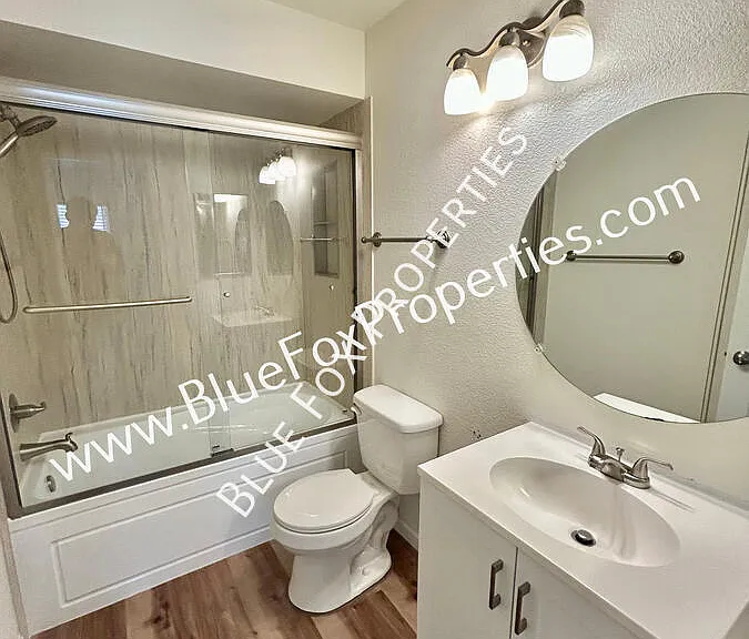 2688 W Avenida Azahar — Photo 4