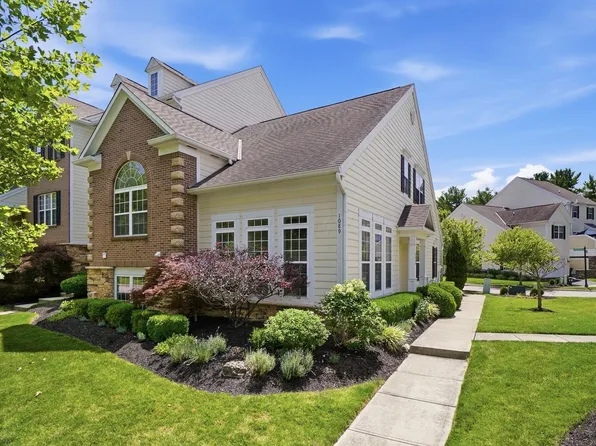 1089 Bluffway Dr, Columbus, OH 43235